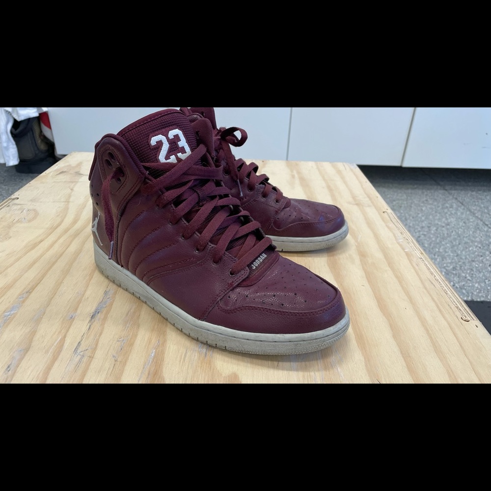 Jordan’s!!!!! So clean.
